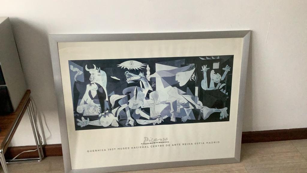 Ingekaderde poster Guernica tentoonstelling Picasso, Madrid, Antiek en Kunst, Ophalen