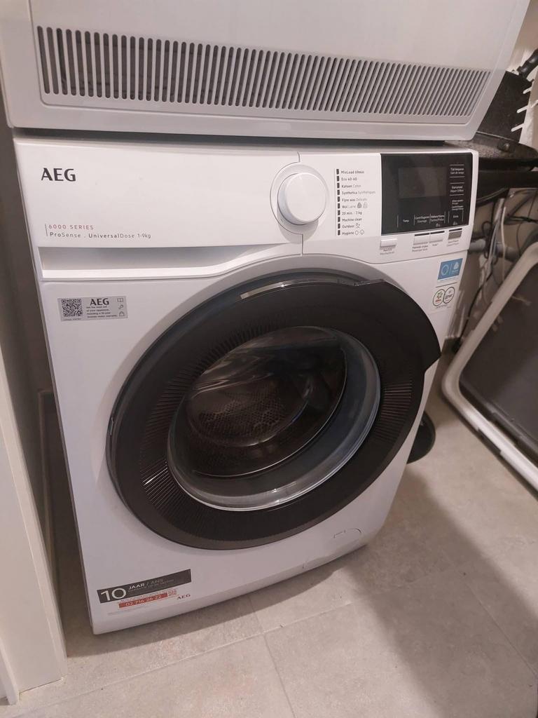 Wasmachine AEG, Ophalen, Zo goed als nieuw