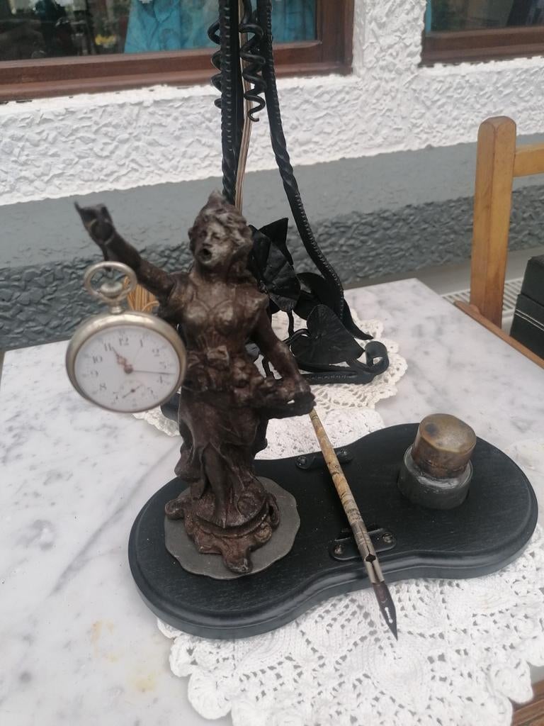 Anciens porte-montre, montre gousset et encrier, porte-plume, Enlèvement ou Envoi