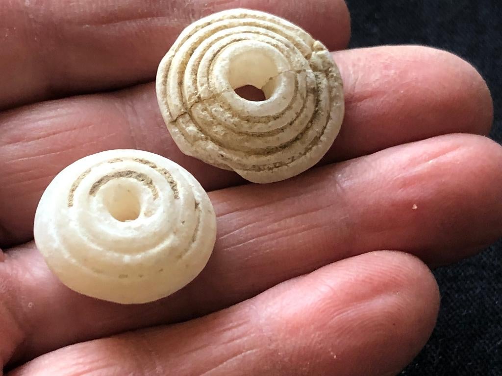 Bodemvondst Archeologische SPINSTENEN van ALBAST 4000jr oud!, Ophalen of Verzenden