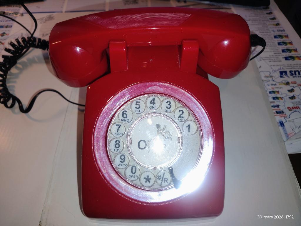 téléphone à cadran Opis 60 rouge avec carte SIM, Enlèvement, Comme neuf, 1 combiné