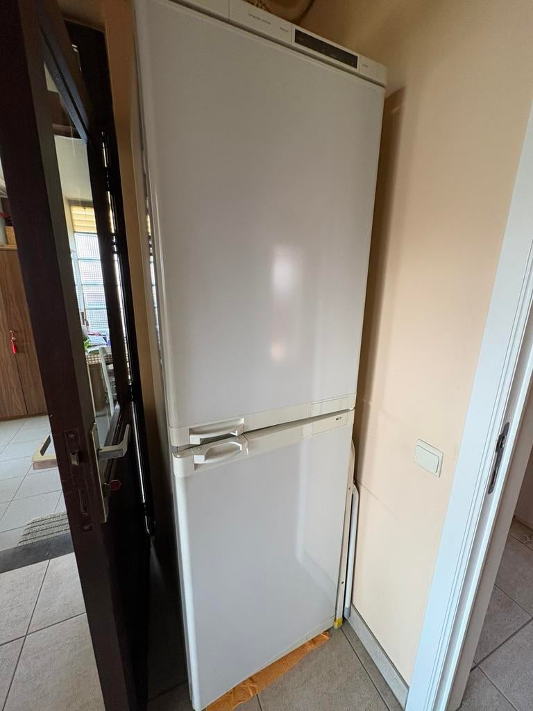 Koelkast en diepvries, Elektronische apparatuur, Ophalen, Gebruikt, 60 cm of meer, 100 tot 150 liter