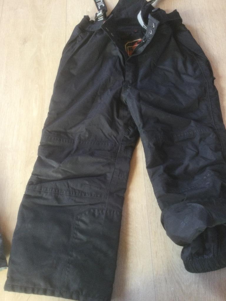 SKIBROEK merk  Surfanic zwart - pantalon ski 116 noir, Kinderen en Baby's, Kinderkleding | Maat 116, Zo goed als nieuw, Jongen of Meisje