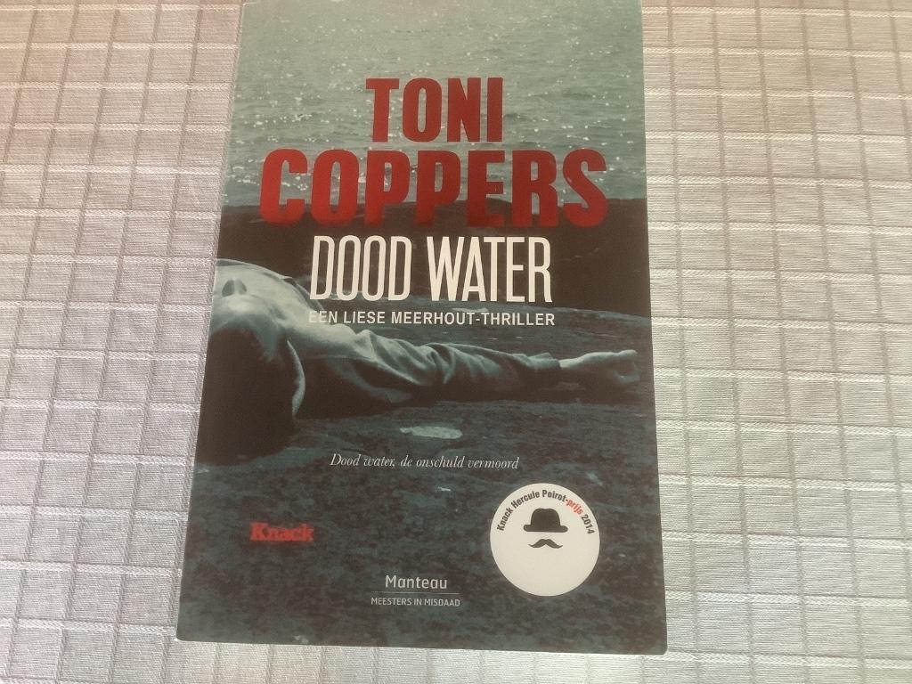 Dood Water - Toni Coppers, Toni Coppers, Enlèvement, Belgique, Comme neuf