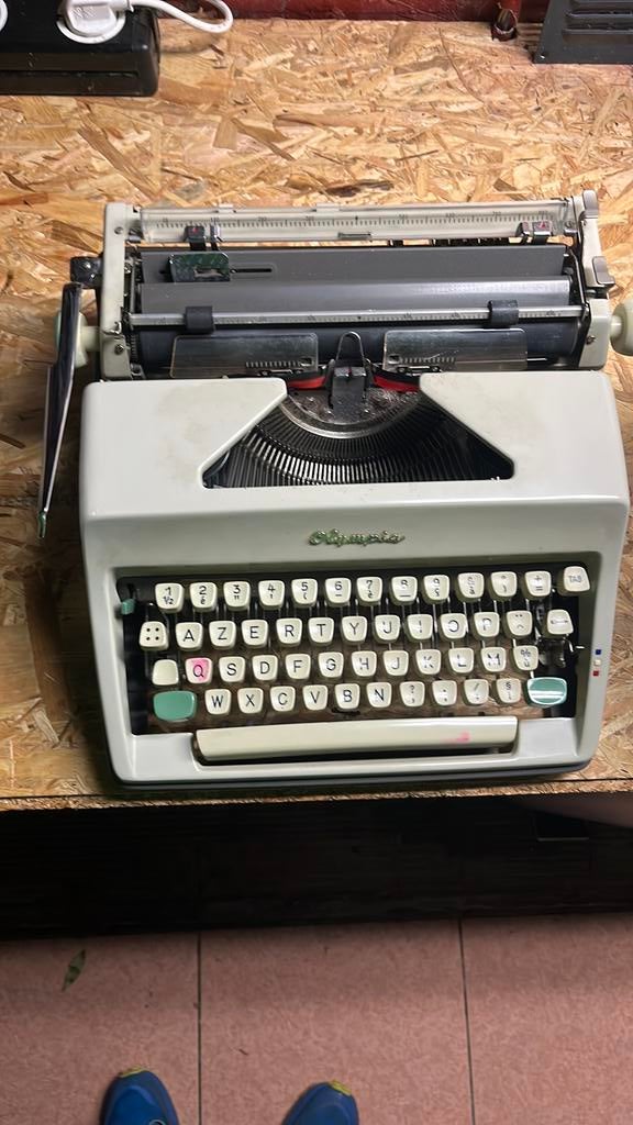 Olympia typemachine, Diversen, Typemachines, Ophalen, Gebruikt