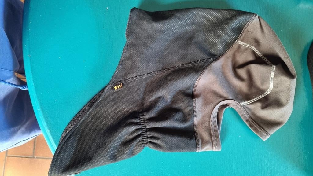 Cagoule moto, Enlèvement