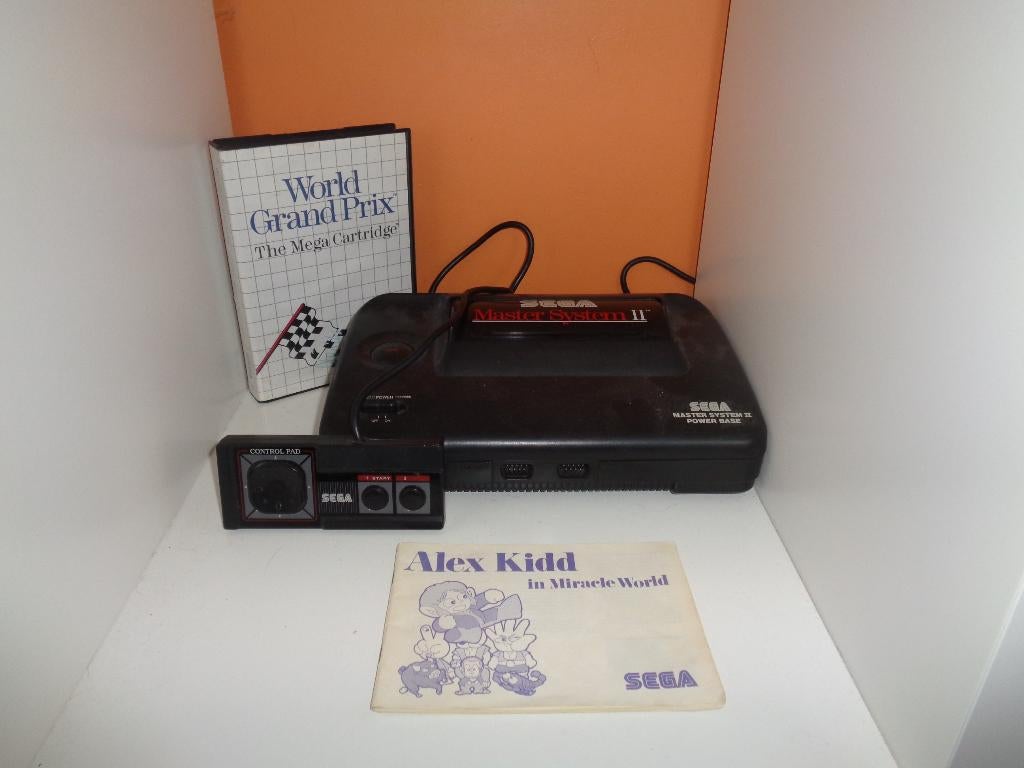 sega master system 2 + world grand prix, Games en Spelcomputers, Spelcomputers | Sega, Ophalen, Master System, Met 1 controller