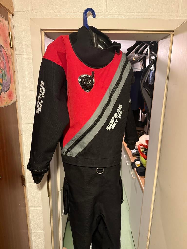 Combinaison plongée etanche, Enlèvement, Neuf, Combinaison de plongée