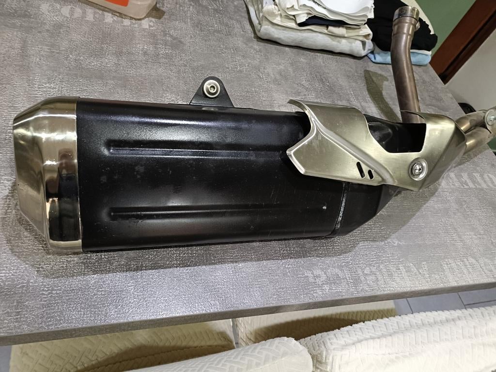 Originele uitlaat voor Suzuki V-Strom 650, Ophalen