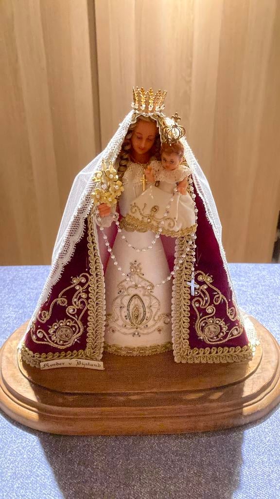 Maria onder stolp Clarissen, Ophalen