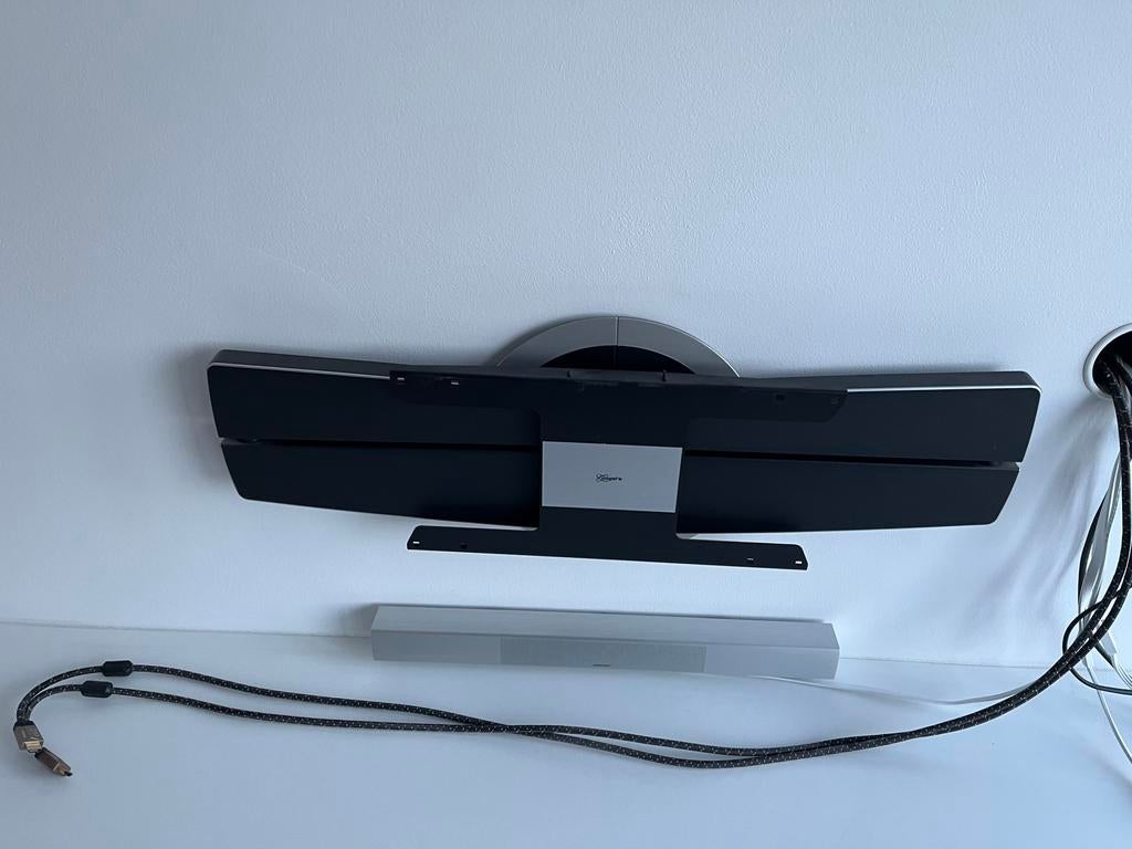 Vogel’s draaibaar ophangsysteem TV, Ophalen, Zo goed als nieuw