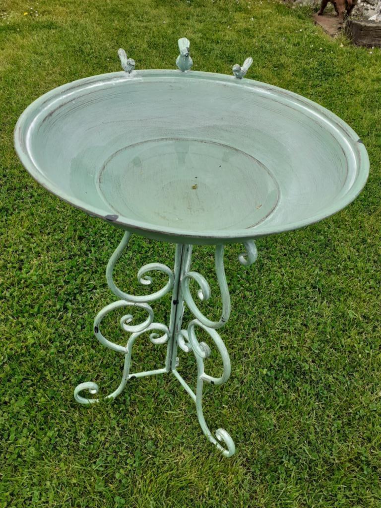 Prachtig vogelbad van gepatineerd metaal, Ophalen of Verzenden, Nieuw, Overige materialen, Overige typen