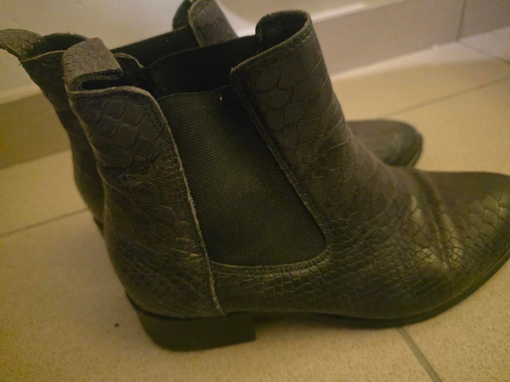 Bottines taille 37, Vêtements | Femmes, Enlèvement