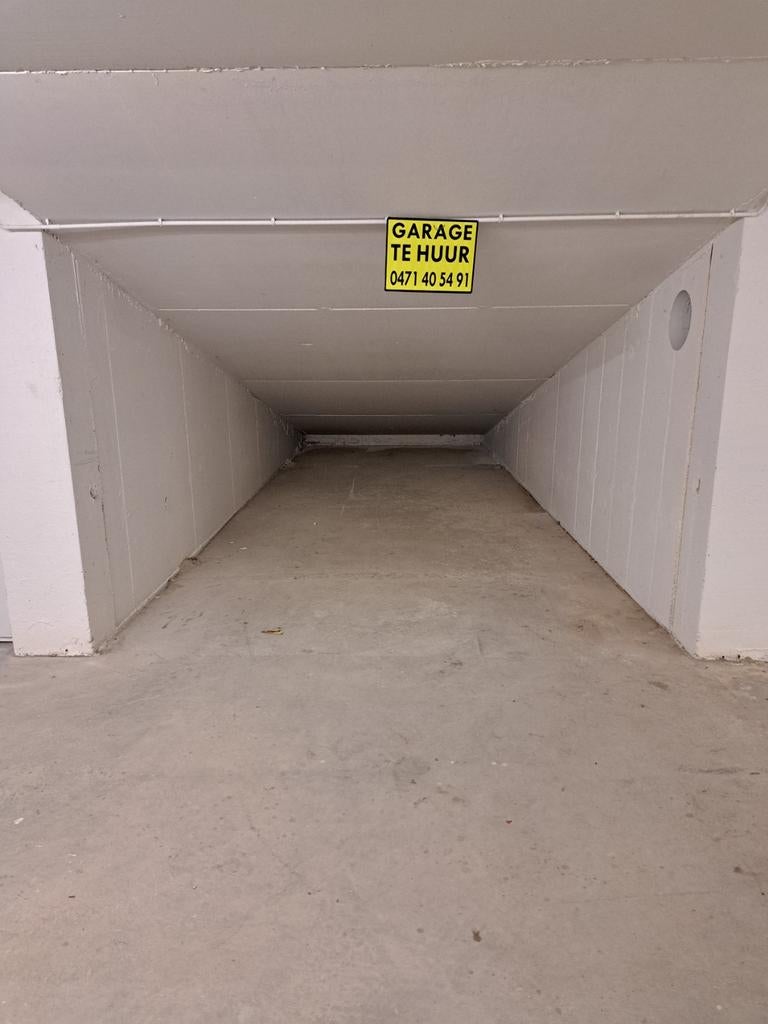 ruimte te koop in afgesloten garagecomplex in De Haan, Immo, Garages en Parkeerplaatsen