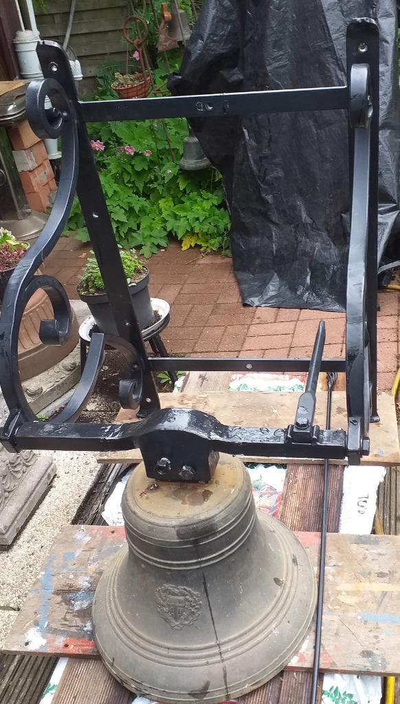 luidklok - kasteelklok, Ophalen, Brons