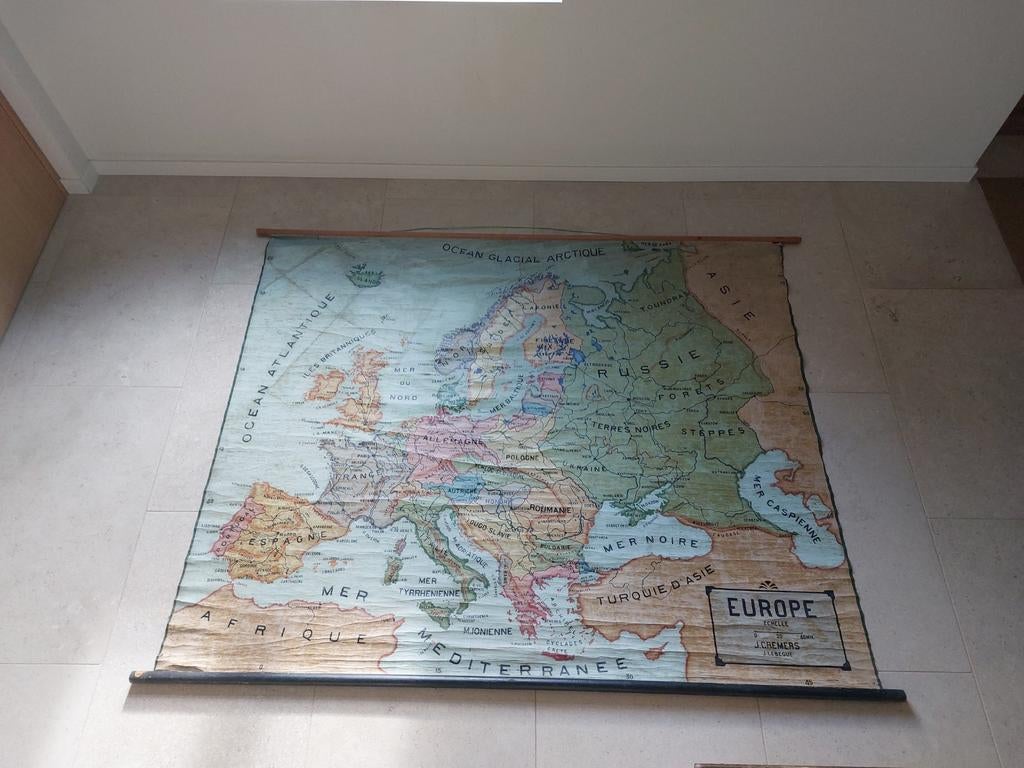 Carte murale de l'Europe des années 1920, Antiquités & Art, Enlèvement