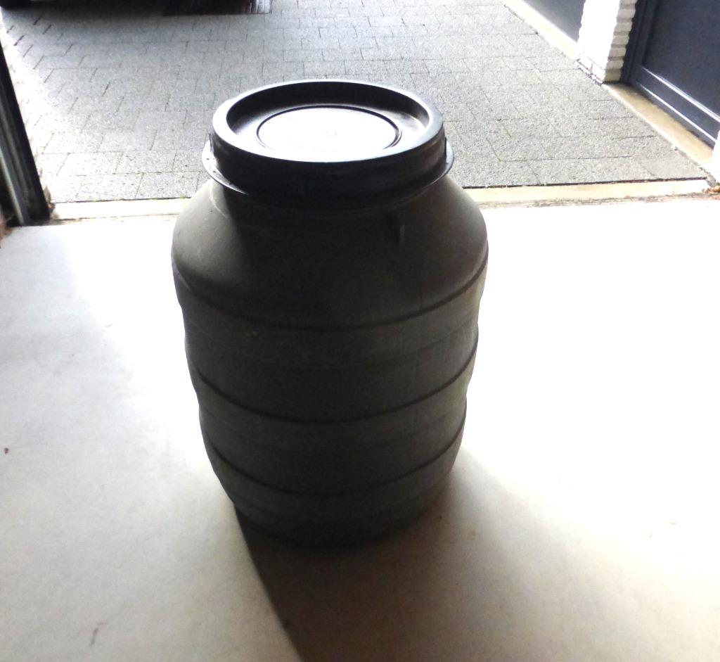 regenton water vat met schroefdeksel inhoud 120 liter, 75 à 150 litres, Enlèvement, Comme neuf, Synthétique