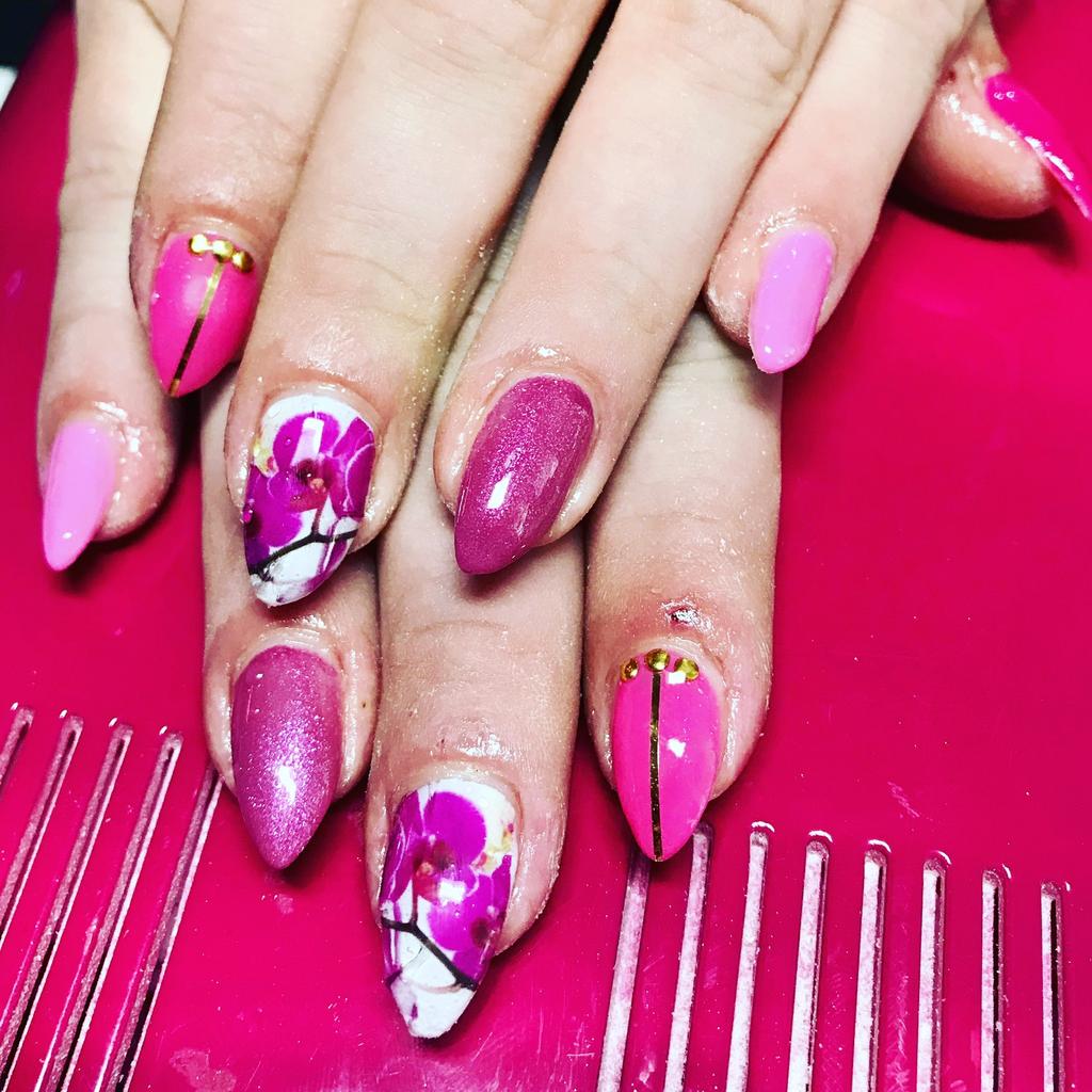 Gelnagels te Berlare maandag tem zondag, Ophalen, Zo goed als nieuw