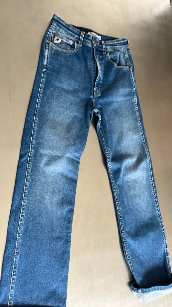 Jeans Lois en parfait état taille 28 avec stretch, Enlèvement ou Envoi, Comme neuf