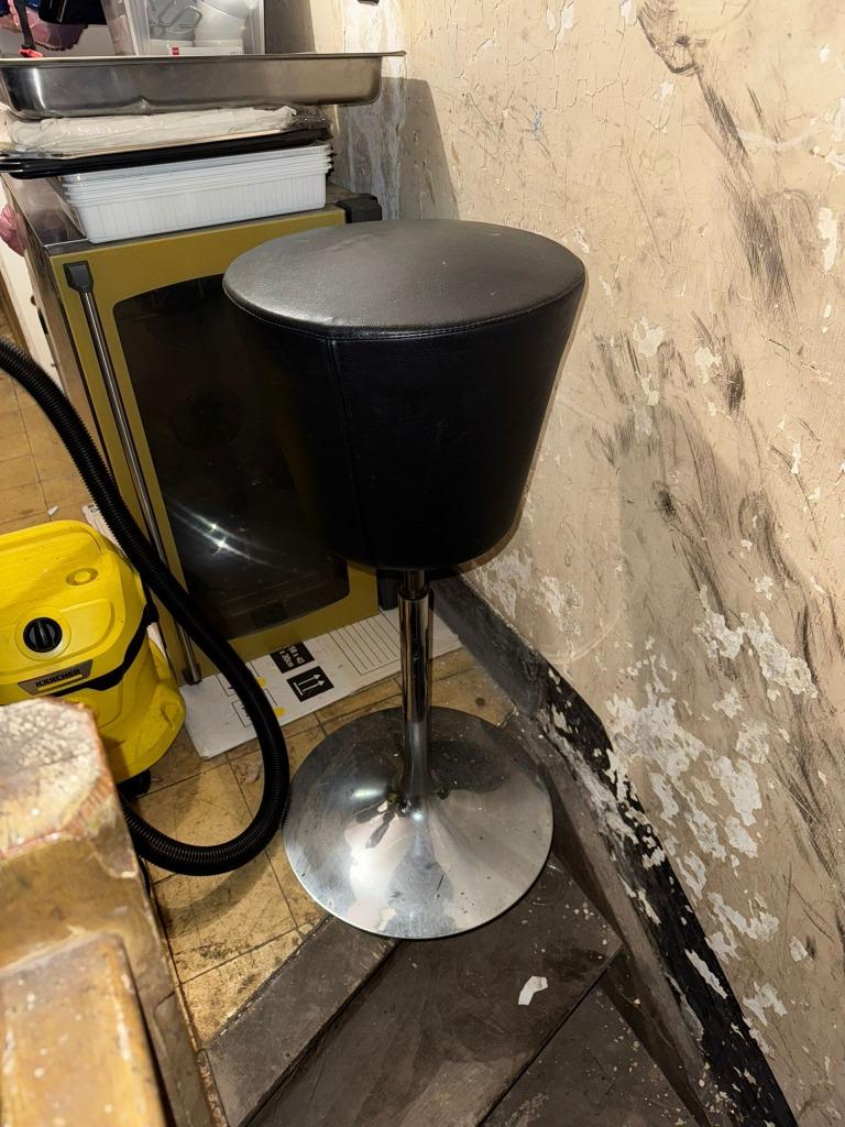 Tabouret, Maison & Meubles, Enlèvement, Comme neuf, Matériaux autres