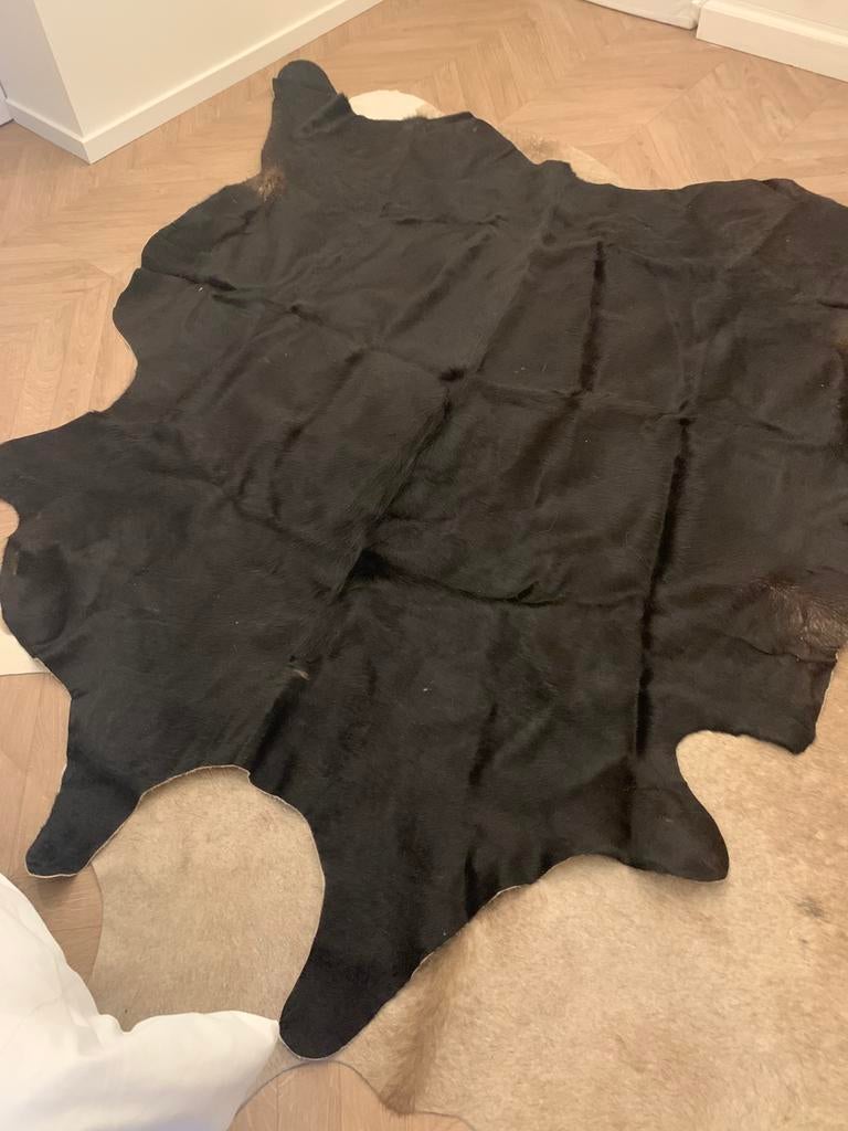 Zwarte koeienvel, Ophalen, Zo goed als nieuw