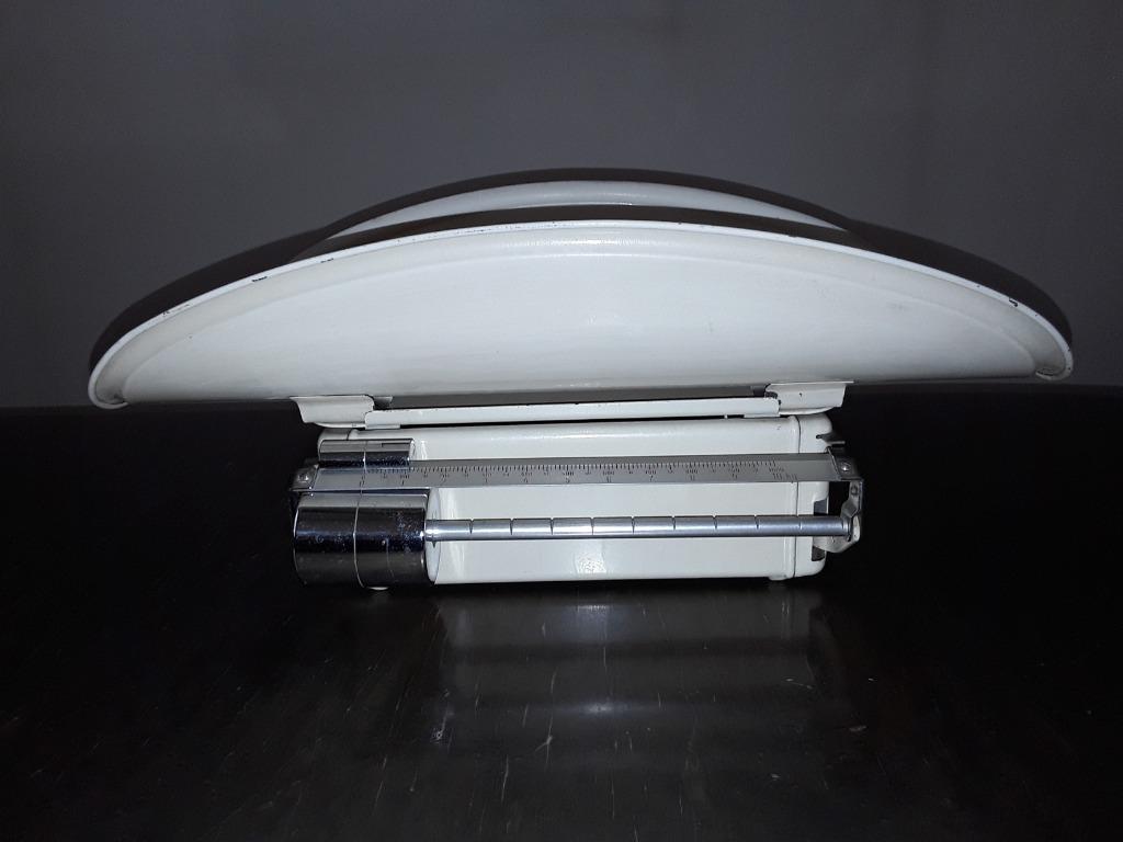 Pèse-bébé, Antiquités & Art, Enlèvement