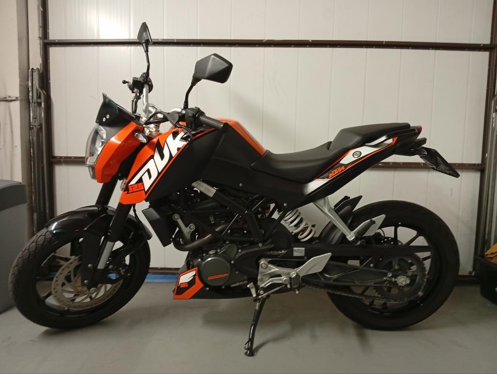 KTM Duke 125