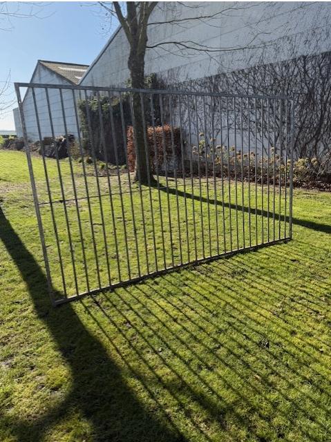 Grand chenil pour chien, Animaux & Accessoires, Maisons pour chiens, Comme neuf, Enlèvement, 100 cm ou plus, Chenil chien