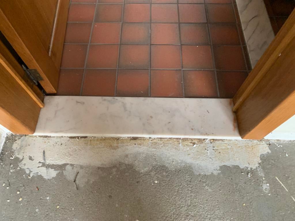 Natuursteen tegel deuropening, Doe-het-zelf en Bouw, Ophalen, 60 cm of meer, Minder dan 20 cm, Zo goed als nieuw