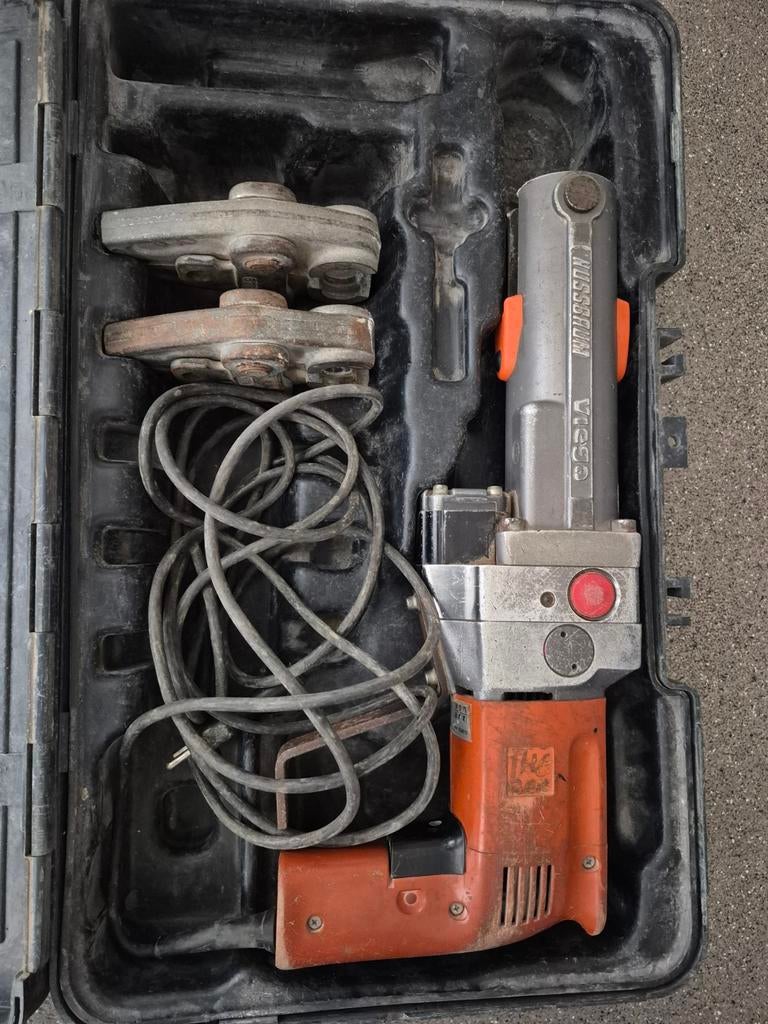 Sertisseuse NUSSBAUM VIEGA, Bricolage & Construction, Enlèvement