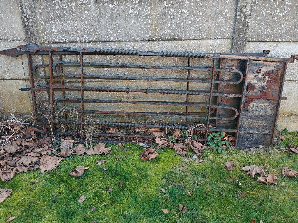 Smeedijzeren grote poort in 2 delen, Tuin en Terras, Tuinpoorten, Ophalen, Gebruikt, 200 cm of meer, 150 tot 200 cm