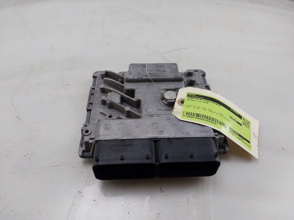 CALCULATEUR MOTEUR ECU Golf VII (AUA) (|06K907425J|), Volkswagen, Utilisé, Continental AG, Continental-Plaza 1
30175  Hannover, DE