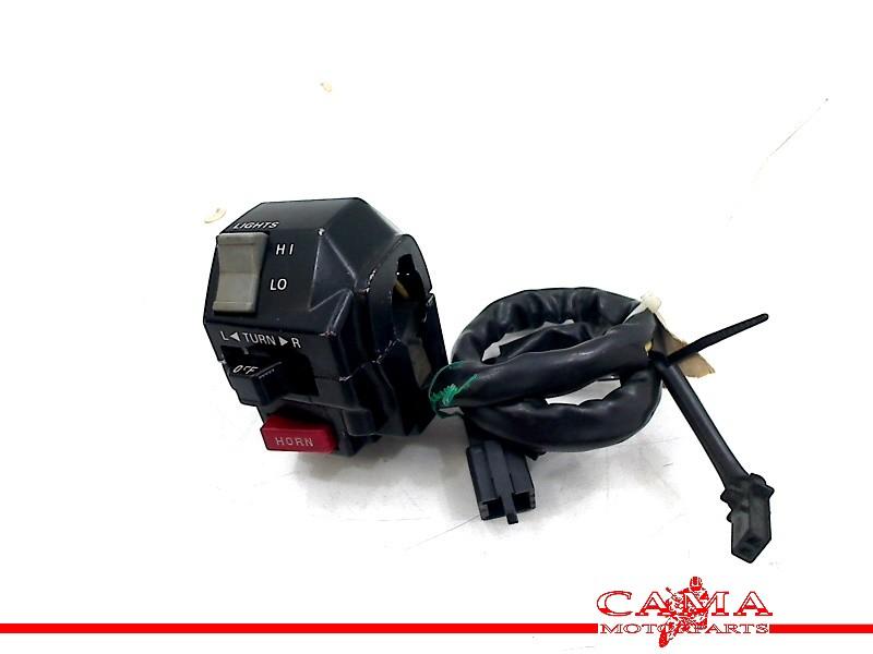 COMMUTATEUR GAUCHE Yamaha FZR 600 1989-1993 (FZR600 3HE), Motos, Dhr. S. di Majo, Utilisé, Info@cama-motorparts.nl, P.J. Troelstraweg 8 8
3144 CX  MAASSLUIS, NL