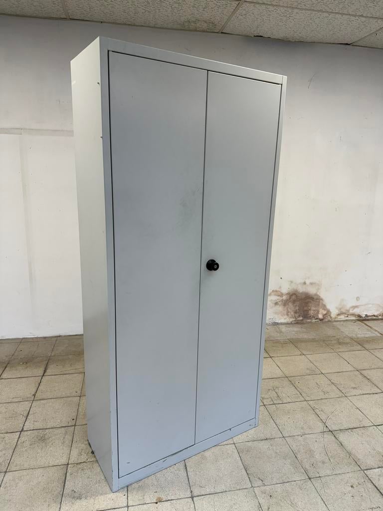 Dossierkast met 4 legplanken., Ophalen, Zo goed als nieuw, Metaal, Met slot