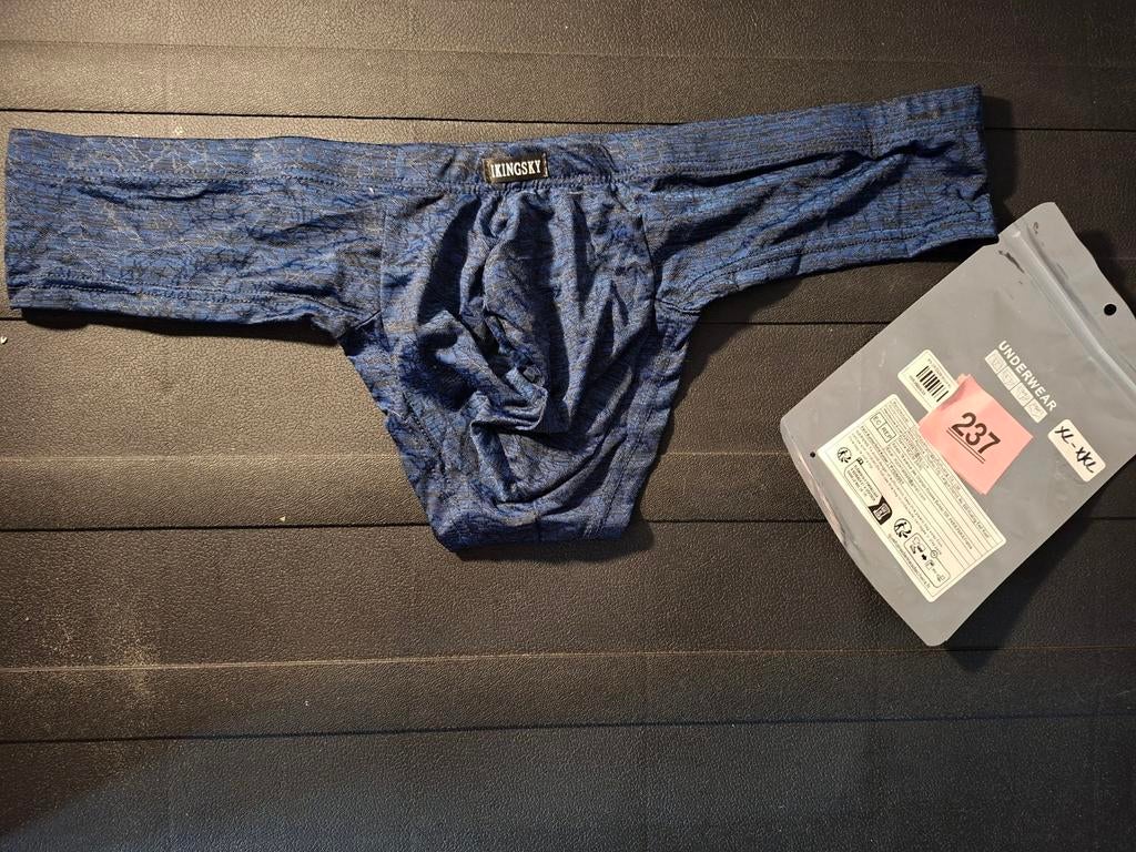 Strings/slips larges foncés pour hommes, Envoi, Slip