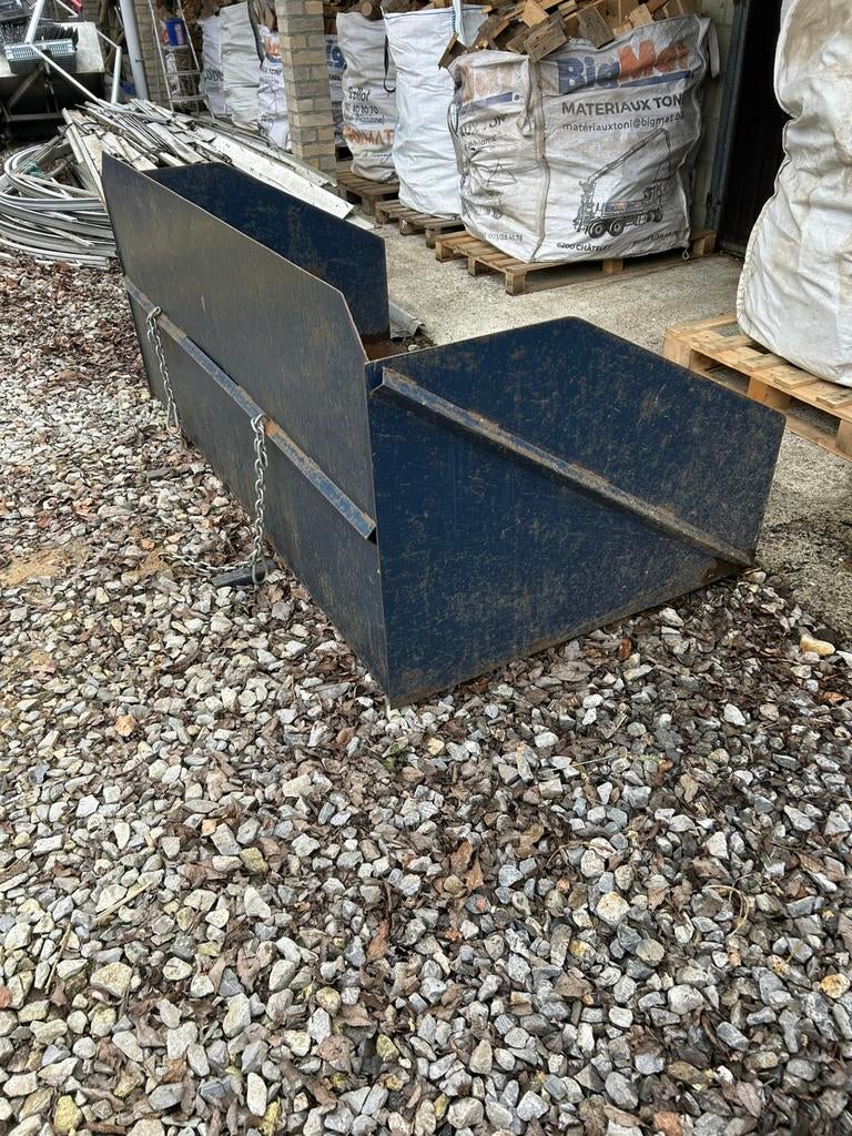 Bac pour tracteur 194/100cm H82cm solide en métal, Articles professionnels, Enlèvement