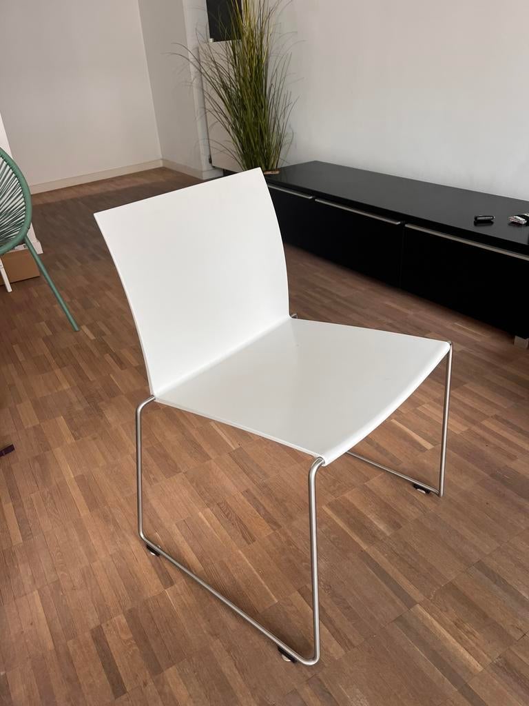 Moderne stoelen 4 stuks, Ophalen, Zo goed als nieuw, Vier