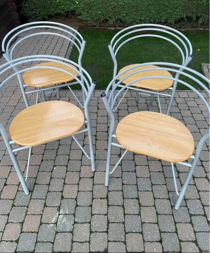 4 moderne stoelen in zeer mooie en goede staat, Ophalen, Zo goed als nieuw