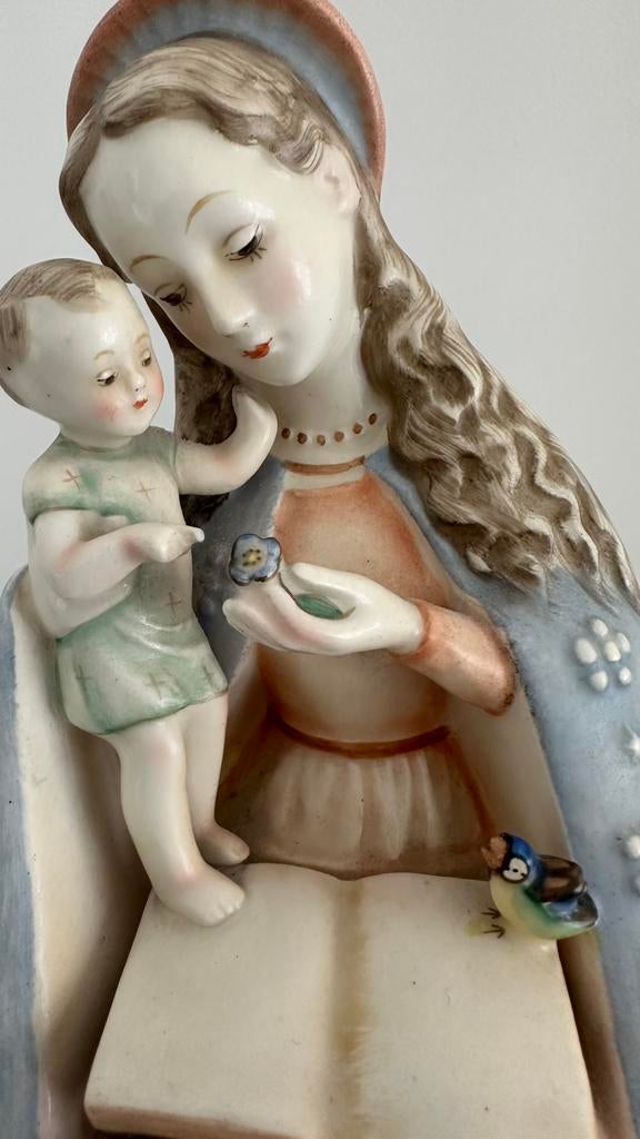 M.J. Hummel maria beeld. HUM 10/l, Antiek en Kunst, Ophalen