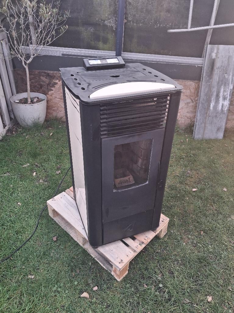 Poele au Pellets, Autres carburants, Enlèvement, Utilisé, Poêle à granulés