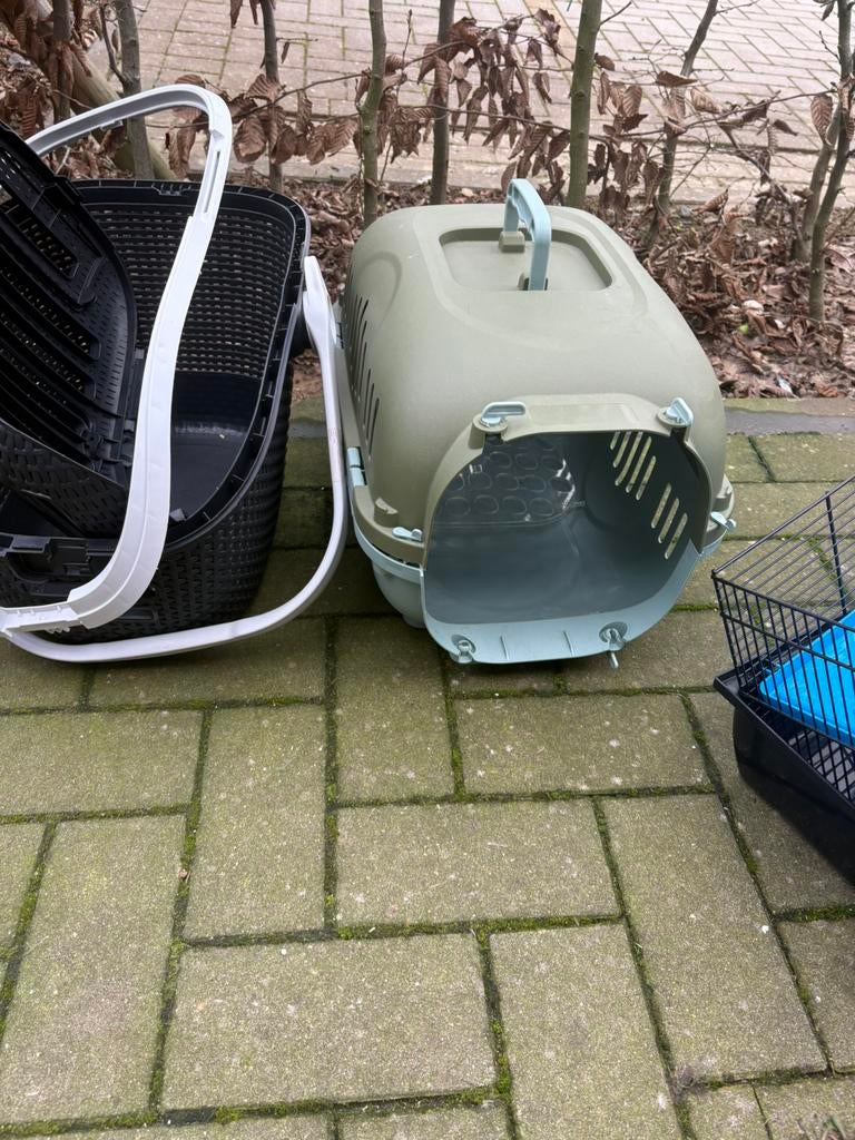 Groene transport box, Ophalen, Zo goed als nieuw