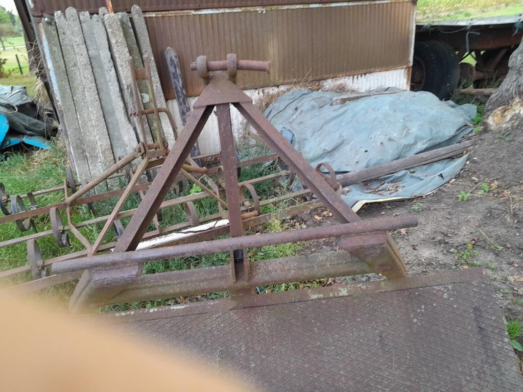 Werktuig voor tractor, Zakelijke goederen, Ophalen