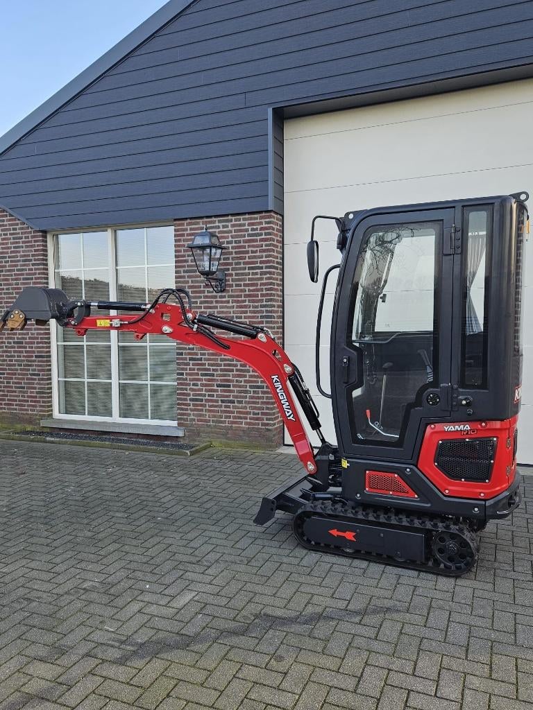 Mini-excavatrice MiniPelle Yama R10 à bras oscillant NOUVEAU, Articles professionnels, Machines & Construction | Grues & Excavatrices