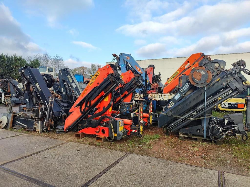 Palfinger Autolaadkranen / vrachtwagenkranen / kranen Cranes, Grue