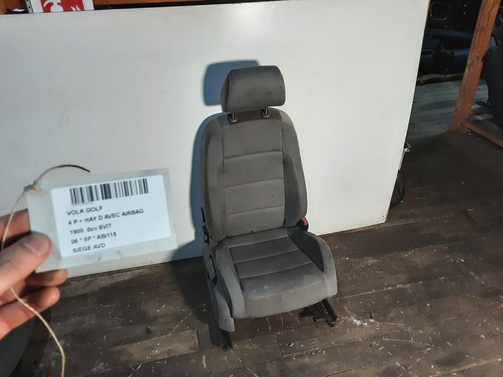 SIEGE AVANT DROIT ( PASSAGER ) Golf Plus (5M1 / 1KP), Volkswagen, Mevr. I. Hauben, Utilisé, Rue de l'Espoir 34 34
4030  GRIVEGNÉE, BE
