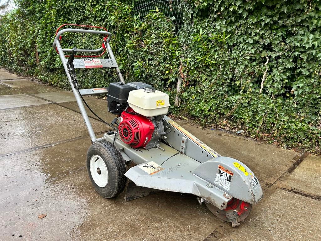 Stronkenfrees, Ophalen