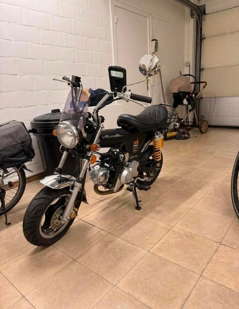 Dax, Fietsen en Brommers, Brommers | Honda, Ophalen, Zo goed als nieuw