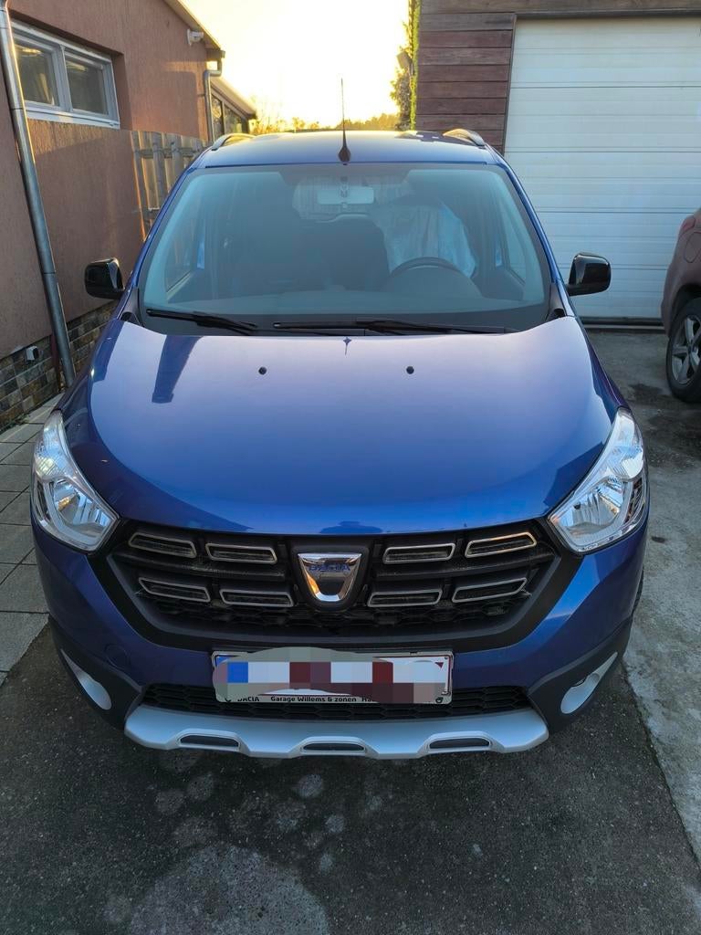 Dacia Lodgy Stepway 7 places 1.4 essence faible km, Autos, Dacia, Achat, Euro 6, 1338 cm³, Boîte manuelle