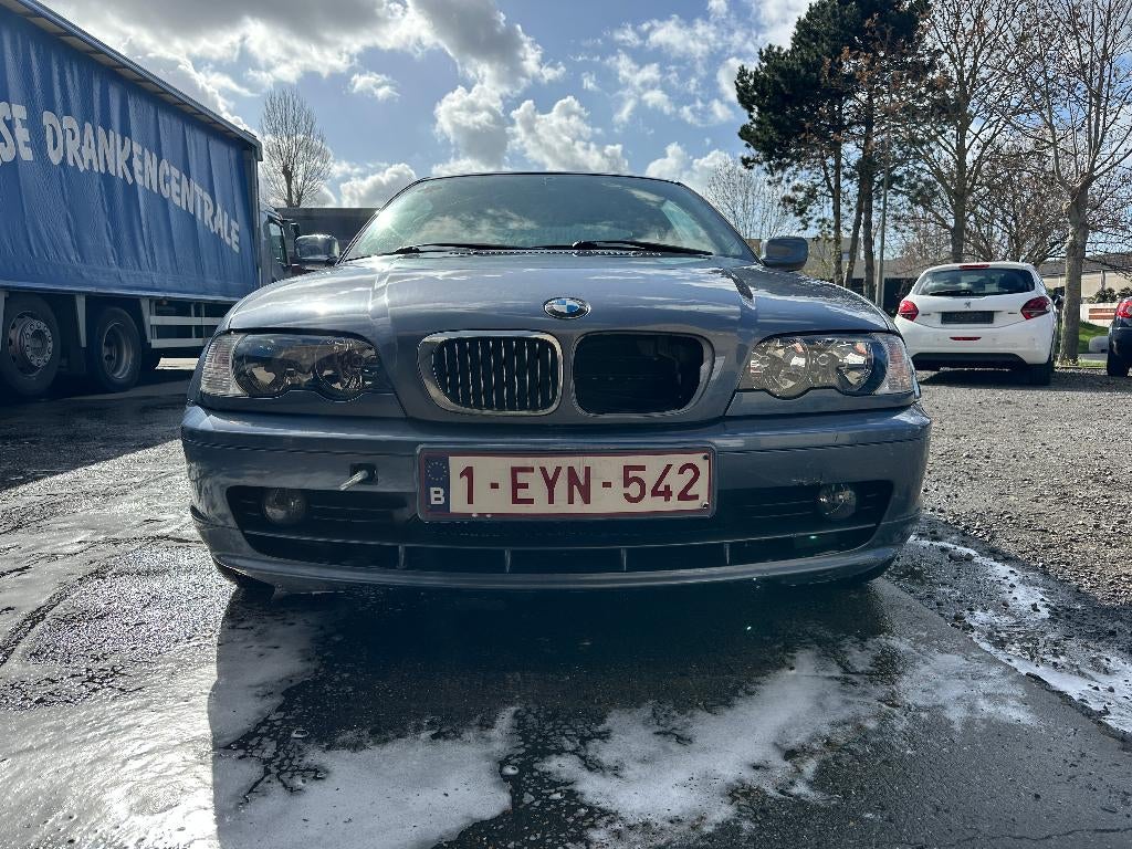 BMW 318CI 2.0 Benzine 2002 motorschade, Autos, Achat, Entreprise, Boîte manuelle, Noir