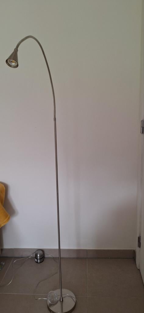 Flexibele led leeslamp Ikea Tived. Perfecte staat., Huis en Inrichting, Lampen | Vloerlampen, Ophalen